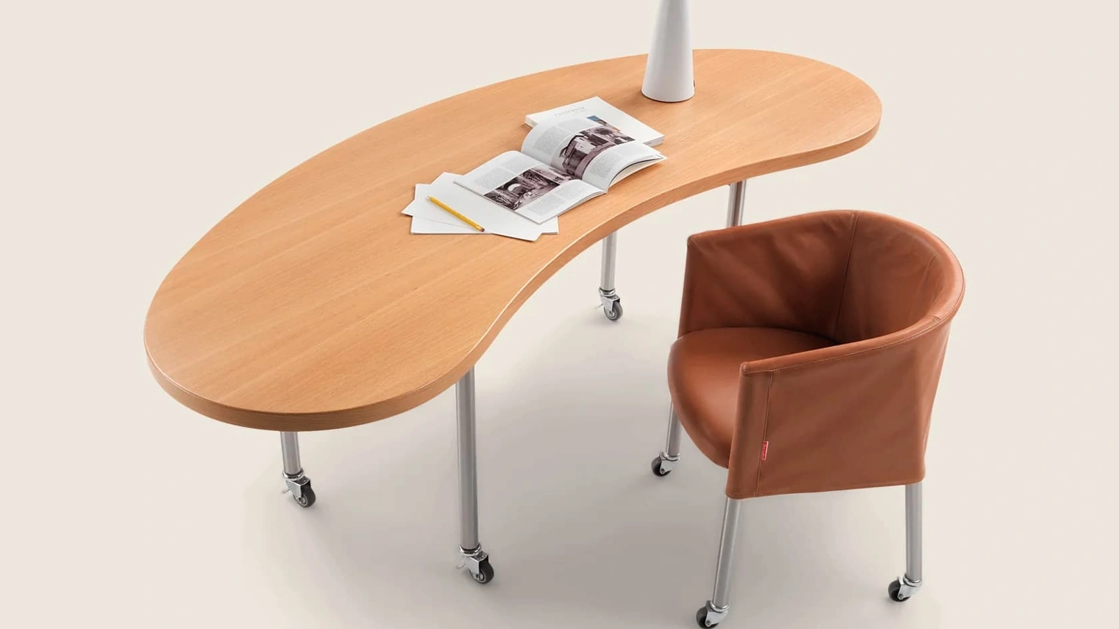 Tavolo con forma sagomata in legno impiallacciato Mixer di Flexform