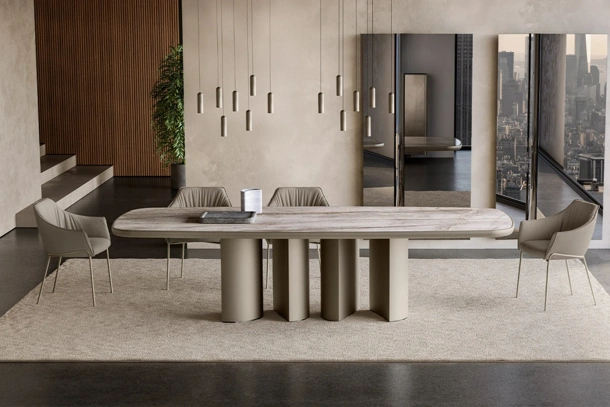 Tavolo Plai con top in ceramica king di Eforma