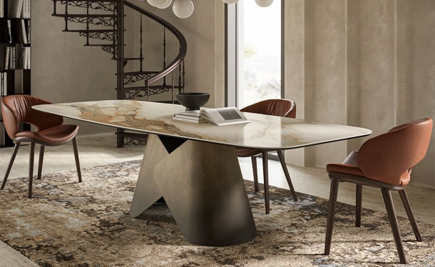 Tavolo in ceramica con base in metallo Scott Keramik di Cattelan Italia