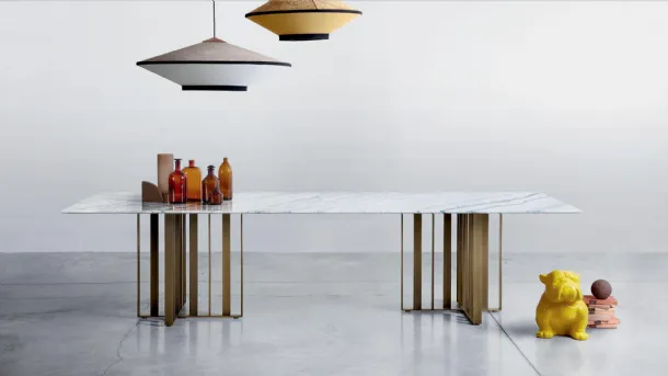 Tavolo con top in marmo Shade di Lema