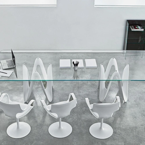 Tavolo Lambda con doppia base con top in vetro e cristalplant di Sovet