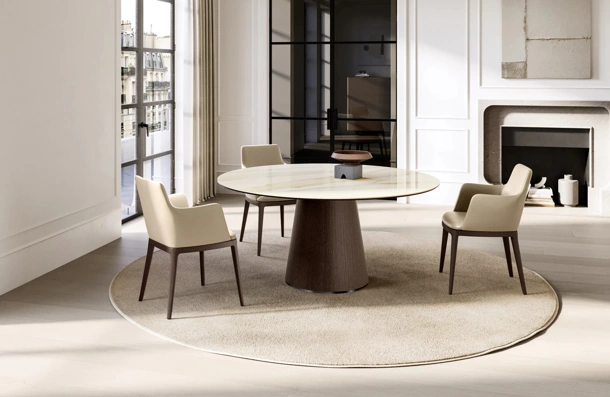 Tavolo Teo con top in ceramica di Eforma