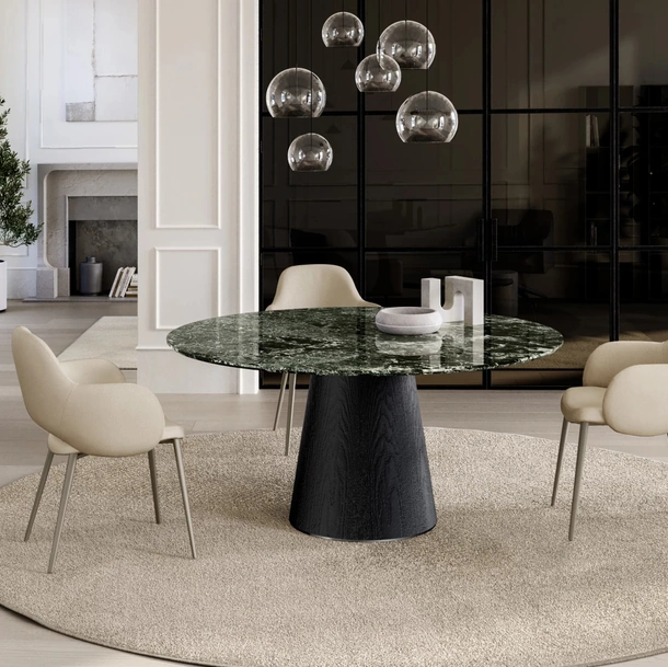 Tavolo Teo con top in marmo di Eforma