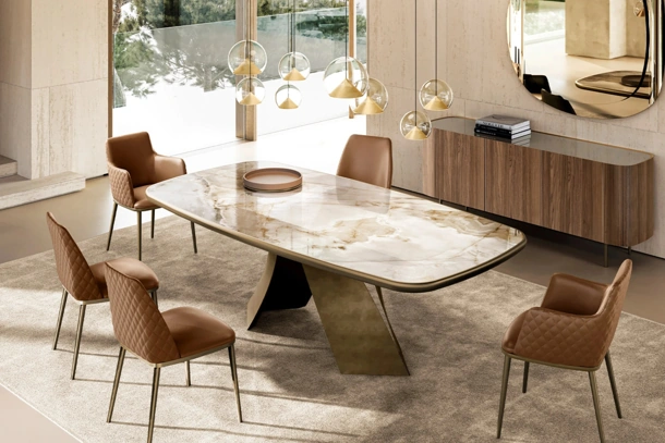 Tavolo Twist con top in ceramica king di Eforma
