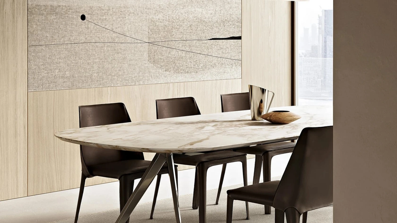 Tavolo Zefiro con top in marmo di Flexform
