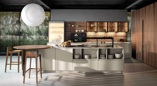 Cucina Design con isola Antis Project 8 in laccato Super Matt Fango di Euromobil