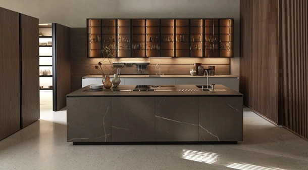 Cucina Design con isola Telero Project 4 in gres di Euromobil