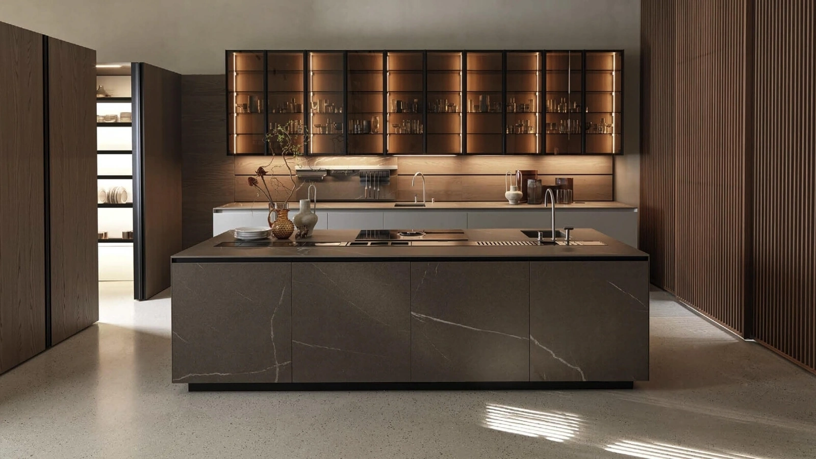 Cucina Design con isola Telero Project 4 in gres di Euromobil