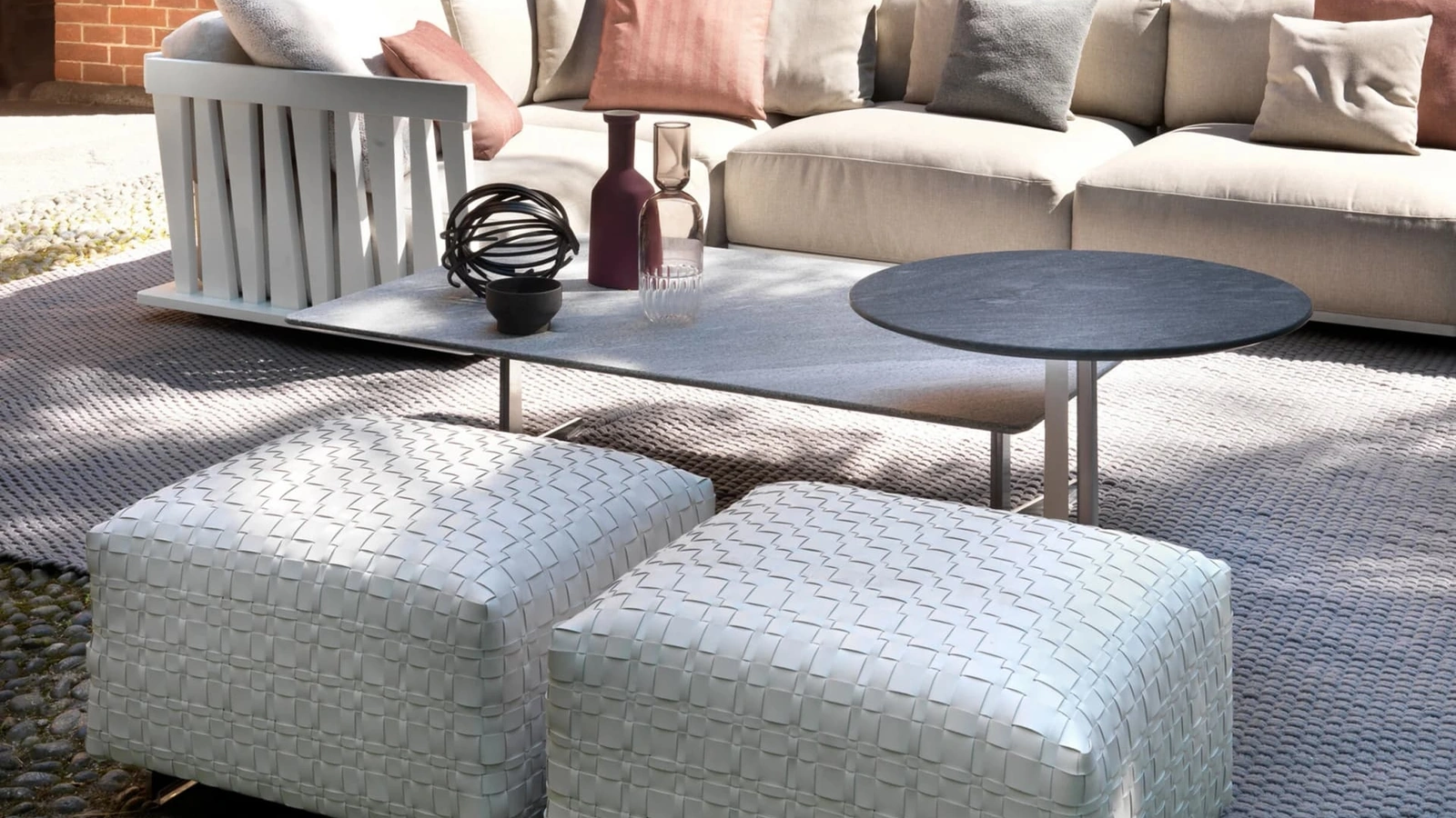 Pouf in gomma poliuretanica Bangkok Outdoor di Flexform