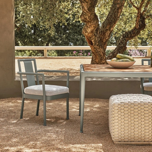 Sedia Camargue di Flexform