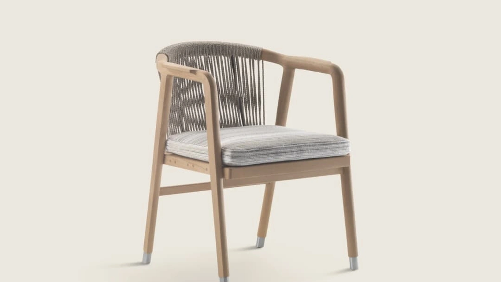 Sedia Crono Outdoor in legno massello e corda intrecciata di Flexform