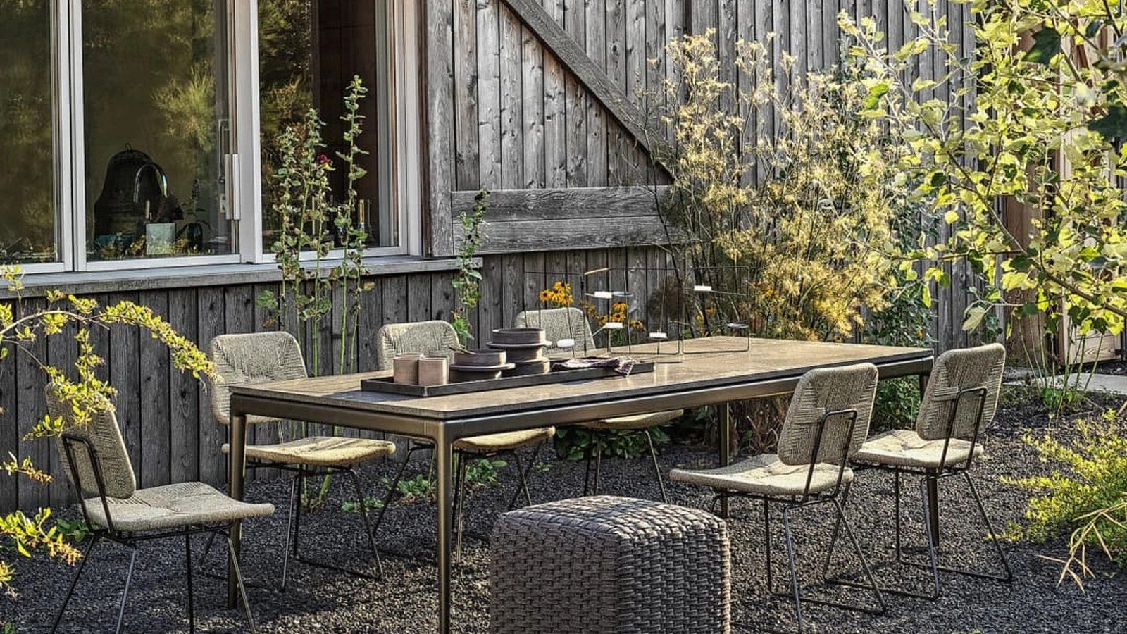 Sedia Echoes Outdoor in cordoncino di polipropilene e metallo di Flexform