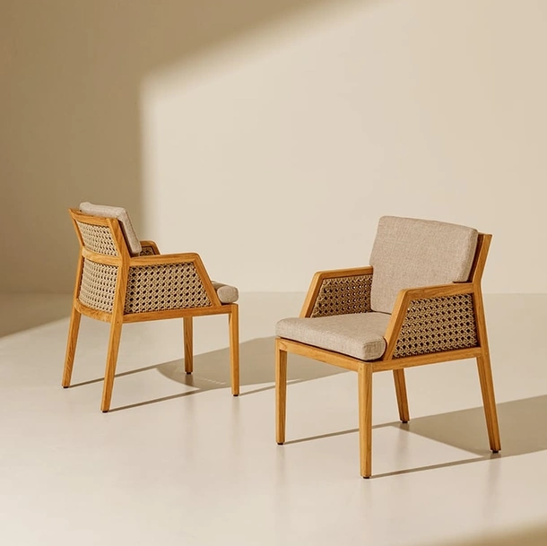 Poltroncina Grand Life in Teak, corda e tessuto di Ethimo