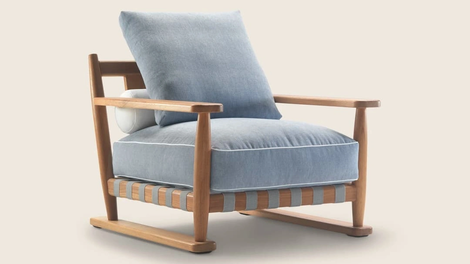 Poltroncina Meriggio in legno massello di Flexform