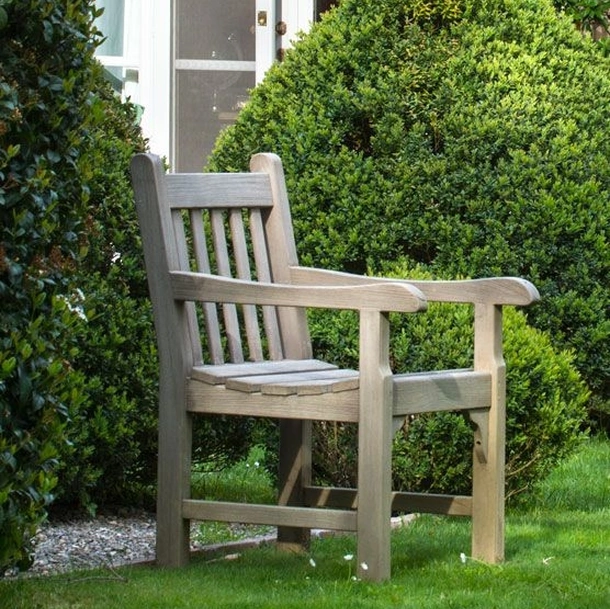 Poltroncina Notting Hill in Teak di Ethimo