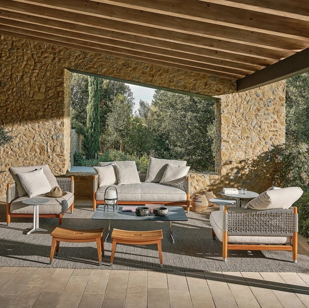 Divano in legno massello e corda intrecciata Parker Outdoor di Flexform