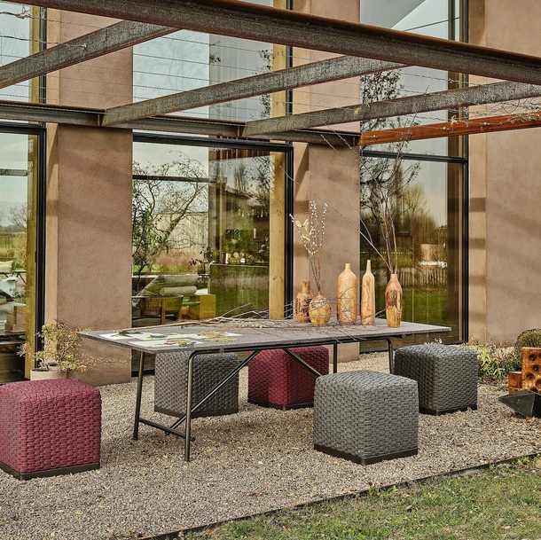 Pouf in fibre di polietilene Phuket di Flexform