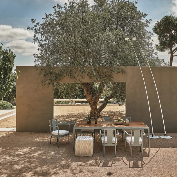 Tavolo in legno Pico Outdoor di Flexform