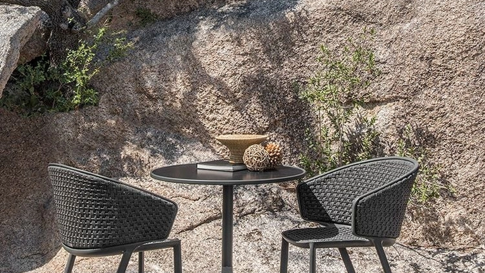 Poltroncina Pluvia in Round Rope e alluminio di Ethimo