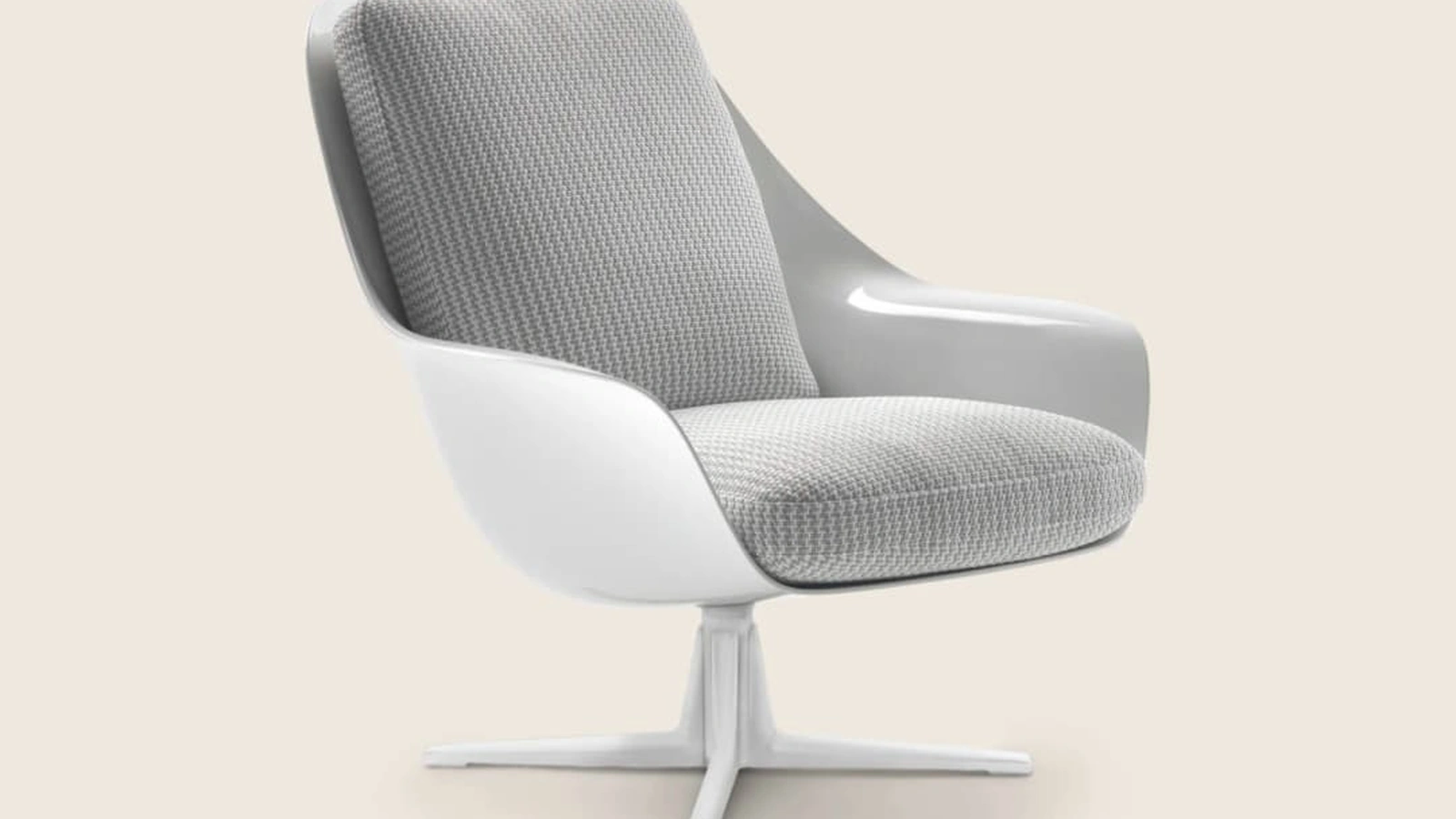 Poltroncina Sveva Light Outdoor in poliuretano rigido laccato lucido di Flexform