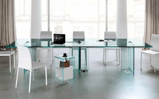 Tavolo riunione in vetro trasparente LLT Ofx Meeting di Fiam