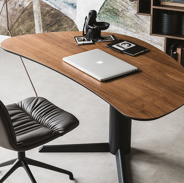Scrivania da ufficio in legno Malibù di Cattelan Italia